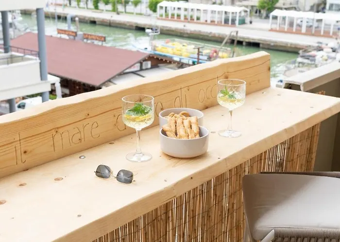 Summer - Vista Porto A 2 Passi Dal Mare Con Free Wi-fi Apartamento